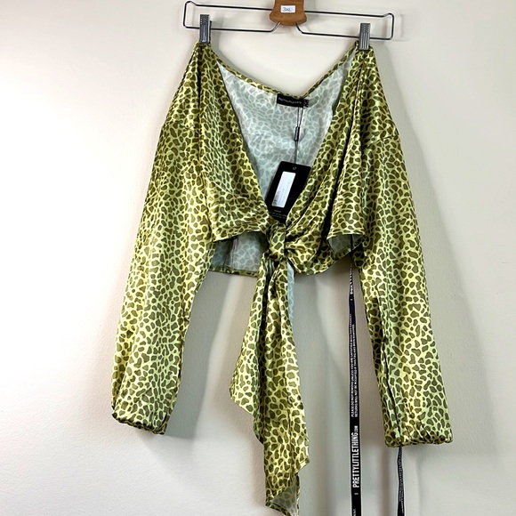 Pretty little thing skirt n long sleeve top set, green giraffe print - Picture 5 of 6